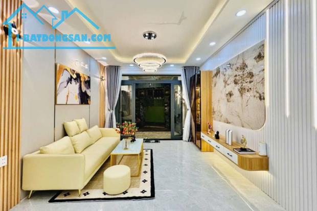 Bán nhà hẻm ba gác, Lê Trực, Bình Thạnh, 3.6m x 13m, 45.3 m², sát MT - Giá 6.45 tỷ TL