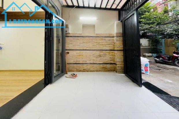 Bán nhà hẻm 3m, Hoàng Hoa Thám, Bình Thạnh, 3.6m x 9m, 32 m² - Giá 5.25 tỷ TL - 2