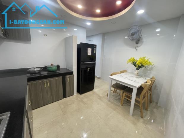 NHÀ ĐẸP 5 TẦNG NƠ TRANG LONG NGAY BV UNG BƯỚU 6PN. GIÁ 7.75 TỶ