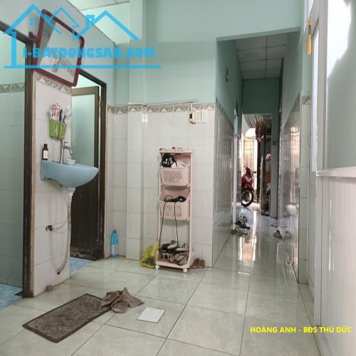 Bán nhà riêng chưa đến 40 tr/m2_ Đường Tây Hòa, Quận 9 _ Trệt 4 pn _ 120 m2 ( 8 x 15 ) _ S - 3
