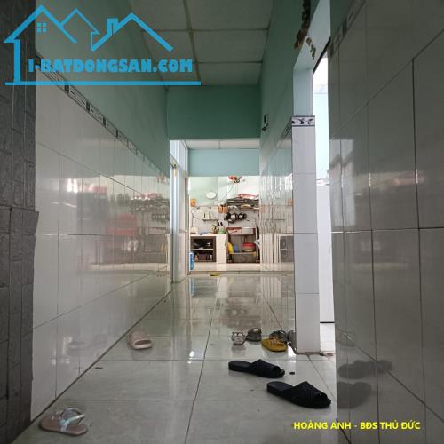 Bán nhà riêng chưa đến 40 tr/m2_ Đường Tây Hòa, Quận 9 _ Trệt 4 pn _ 120 m2 ( 8 x 15 ) _ S - 1