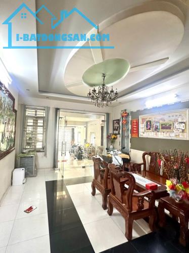 Bán nhà 3 tầng, 4PN, 134m², 8.8 tỷ - Linh Tây, Thủ Đức - 2