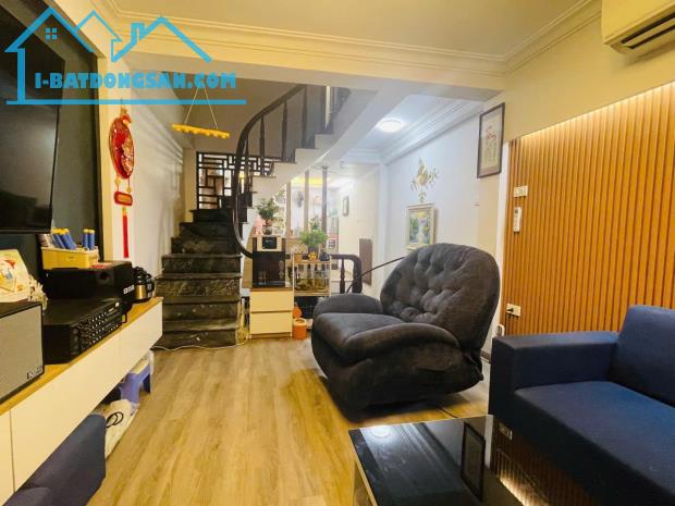 Bán Nhà Dân Xây Full NT Xịn Xò Siêu Đẹp Ở Vạn Phúc,HĐ,Ô Tô Đỗ Gần.Gía 6.9Tỷ Có TL - 4