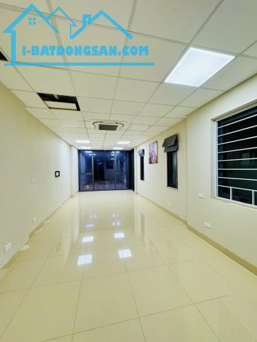 Bán nhà mặt phố Lê Trọng Tấn, quận Thanh Xuân, 54m2 x 5 tầng vỉa hè to 19 tỷ 5 !!