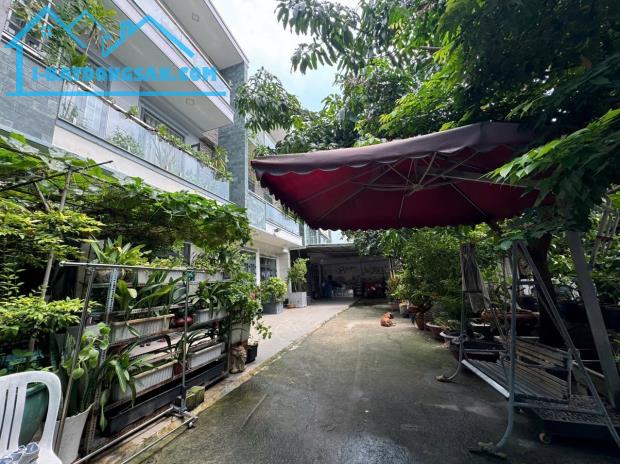 Siêu phẩm Quận 2 – Hơn 1500m² thổ cư, mặt tiền VIP, giá chỉ 140tr/m!