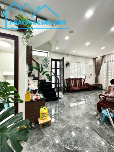 Villa 2 mặt tiền Trần Quốc Toản Quận 3 chỉ 35 tỷ - 3