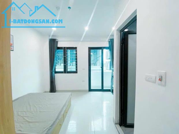 Bán nhà Cổ Linh, Long Biên, Hà Nội - Diện tích 45m², 5 tầng, ô tô tránh - 3