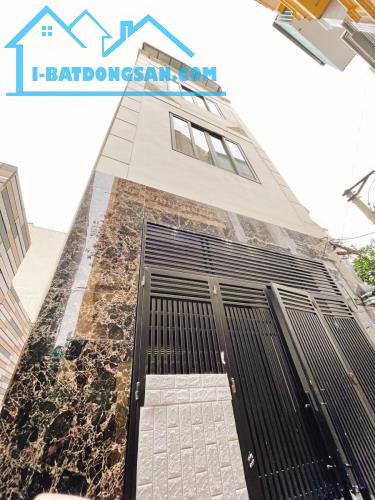 Ngọc Thụy Long Biên 52m 4 tầng 7.2 tỷ . Phân lô , ôtô đỗ cửa lh 0979744361