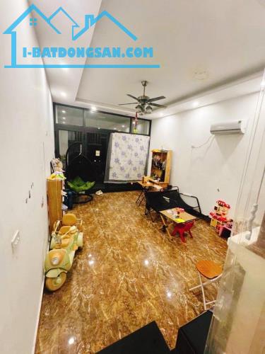 Ngọc Thụy Long Biên 52m 4 tầng 7.2 tỷ . Phân lô , ôtô đỗ cửa lh 0979744361 - 3