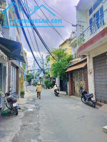 NHÀ SÁT MẶT TIỀN TÂN PHÚ, 4 TẦNG 8PN, HẺM XE HƠI THÔNG, NGANG 5.3M, 80M2, 7.7TY