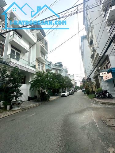 Bán nhà đẹp ở ngay MT Đường số 36, xe hơi ngủ nhà, P.Tân Quy, 68m2, 5T, khu hiếm nhà bán. - 3