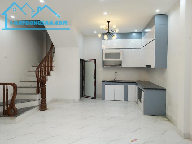 Mỗ Lao, Hà Đông. 38m2, 4 tầng nhà đẹp, giá chỉ 7.7 tỷ, gần ô tô - 4