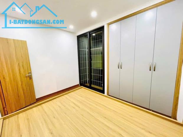 Nhà đẹp TT Kim Mã - Ba Đình - Lô góc - Ô tô tránh, 65m², 2 ngủ, 2wc full nội thất chỉ 3 tỷ - 2