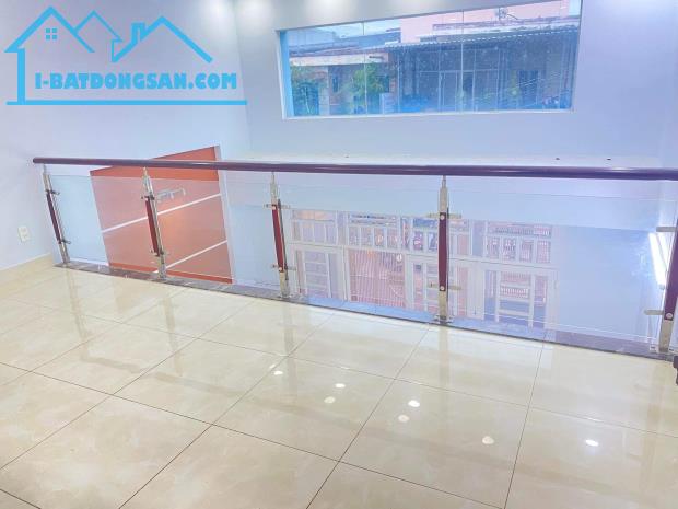 GIẢM MẠNH GẦN 1 TỶ, CĂN GÓC 80m² 5x16 4PN, 4 TẦNG GIÁ CHỈ 4.8 TỶ - 4