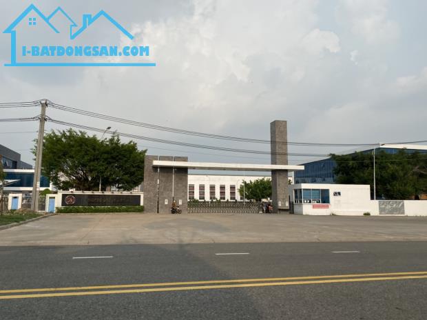 BÁN GẤP LÔ ĐẤT NGAY NHÁNH ĐƯỜNG LỚN 32M GIÁ 290 TRIỆU 200M2 THỔ CƯ NGAY KHU DÂN CƯ