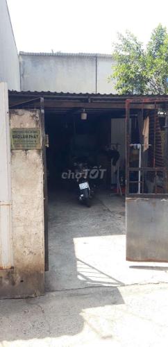 Cho thuê nhà cấp 4 trong hẻm xe hơi ra vô tại Bình Hoà, Thuận An, Bình Dương. - 1