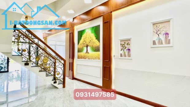 Bán Nhà 1 Trệt 2 Lầu Đông Hòa Dĩ An Gần Làng Đại Học Quốc Gia
