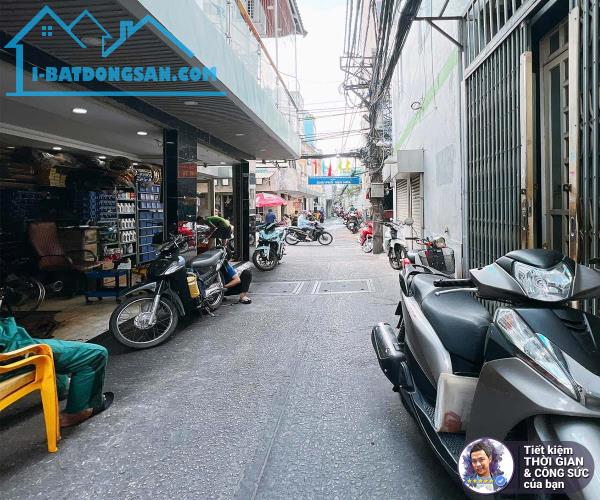 BÁN NHÀ 1 SẸC ĐOÀN VĂN BƠ. 26M2. NHÀ ĐẸP VÀ MỚI 5 TẦNG. HẺM GẦN 4M. CÁCH Q1 CHỈ 1KM - 3