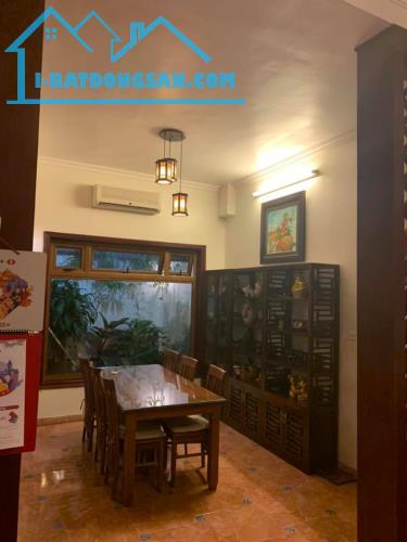 Bán nhà  riêng phố Hào Nam, Đống Đa. Dt  42 m2, 5 Tầng, MT 4m. Thoáng đẹp gần ô tô. - 3