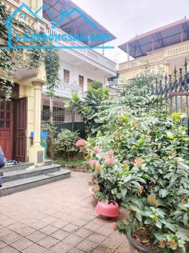 Bán nhà phố Hoàng Cầu, Đống Đa, ôtô, kinh doanh, 250mx2t, 56 tỷ, 0985696268 - 1