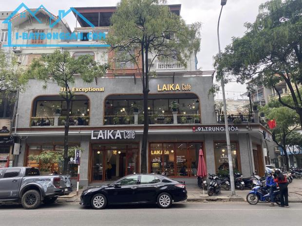 Bán nhà mặt phố Trần Hưng Đạo, Hoàn Kiếm. 807 m2 x MT 18,8m. Lô góc, 2 thoáng giá 664 tỷ