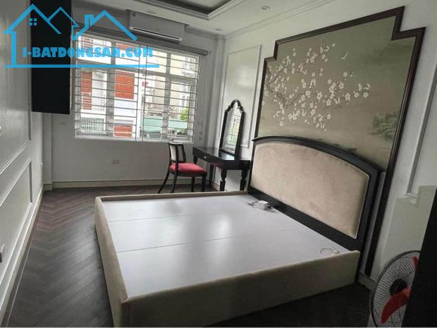 Bán nhà An Dương Vương - Tây Hồ 47m2 4 tầng , mới đẹp lung linh, 2 thoáng nhỉnh 3 tỷ - 2