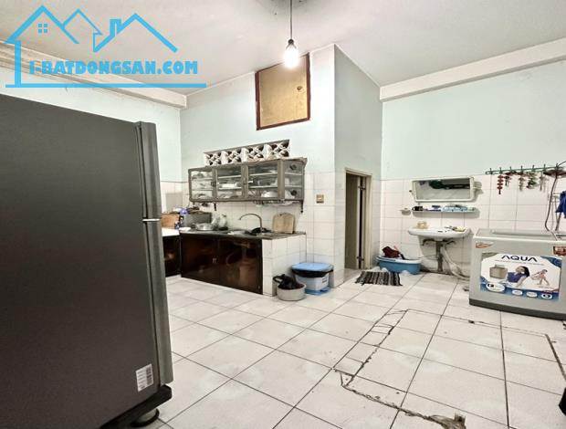 Bán nhà hạ chào 2,2 tỷ, HXT Tô Hiến Thành, P12, Q10, 60m2, 3 tầng, nở hậu. - 1