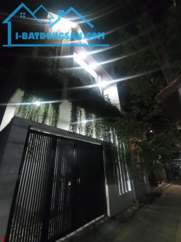 Nhà đẹp k192 Tô Hiệu, Đà Nẵng: 2 tầng - 3 p.ngủ - 2wc - 120m2 - 4