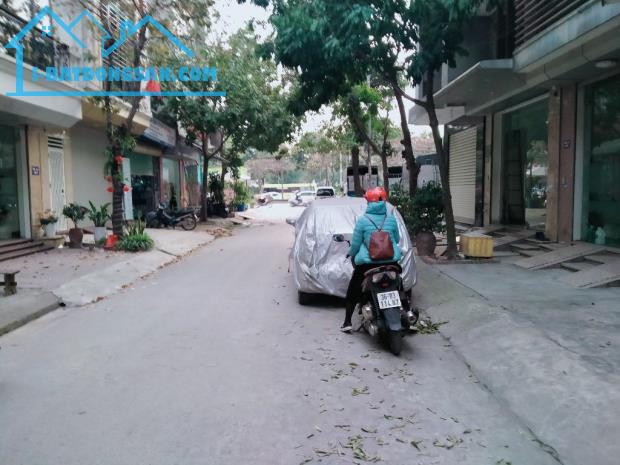 BÁN ĐẤT PHỐ LÊ TRỌNG TẤN_HÀ ĐÔNG_PHÂN LÔ_ĐỐI DIỆN KHU ĐÔ THỊ PARKCITY_DT:50M_GIÁ:8,6 TỶ