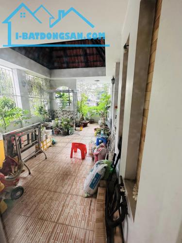 Mặt tiền kinh doanh Nguyễn Gia Trí, 5 tầng, hiếm nhà bán