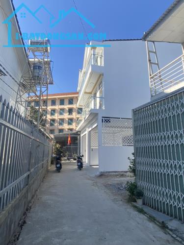 Nhà đường Trương Văn Hoàn phường 9 mới xây chưa ở - 2