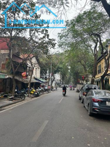 Bán nhà mặt phố Phan Huy Chú, quận Hoàn Kiếm, mặt tiền 5m giá dưới 500tr/m2! - 2