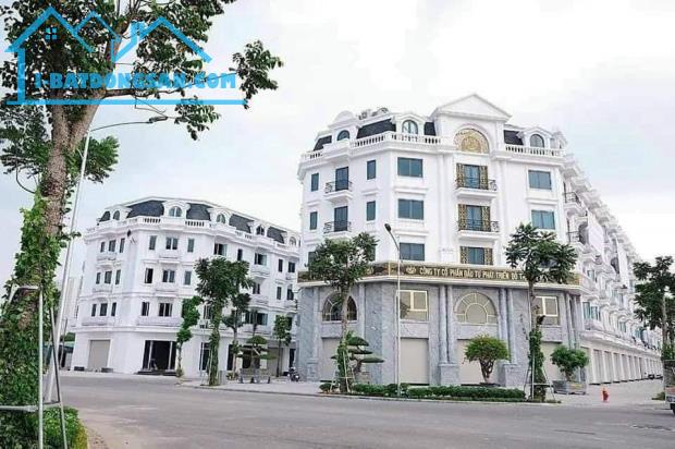 CHỦ CẦN BÁN GẤP NHÀ LK -  KĐT KIẾN HƯNG LUXURY —PHÂN LÔ  VỈA HÈ - 1