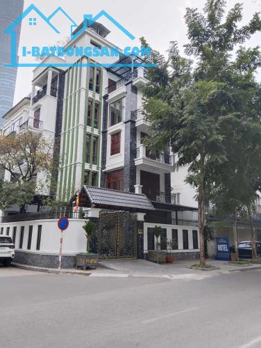 Cực Đẹp, Bán Mặt Phố Hoàng Liệt, Linh Đàm: 160m2, Mặt Tiền Góc 20m, 3 tầng. Vị trí Vô cùng