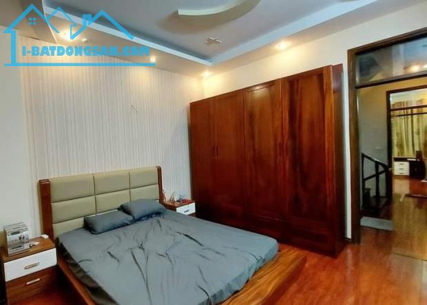 Bán nhà 5 tầng cách Đại học Thủy Lợi 100m Dt 35m Mt 4m Giá 4,7 tỷ Lh 0886631856