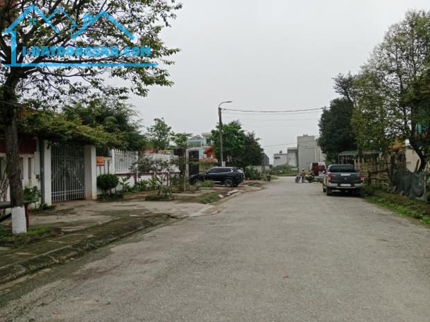 Cần bán lô đất biệt thự Khu đô thị Hoàng Long, Phường Tào Xuyên, Thành phố Thanh Hóa 315m2