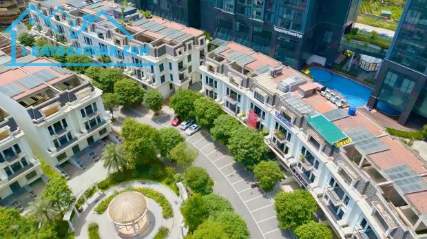 Shophouse 273m2 Sunshine City. MT37.2m, view quảng trường, gần tháp Vietinbank - 68.2 tỷ - 2