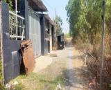 Bán lổ Cho em gái lô đất tại Long Bình, DT; 90m2, đường XH, giá 145 tr, Cách KCN Amata 2km