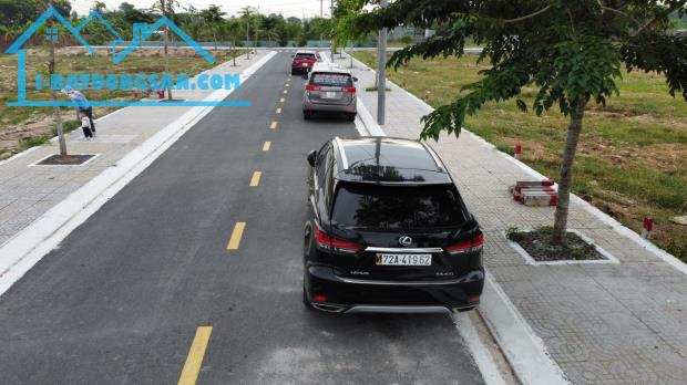 BÁC NÀO MUỐN MUA ĐẤT BÀ RỊA VŨNG TÀU NHẮN TIN EM NHÉ Ạ GIÁ BÁN 800 TRỆU/100 M2 NGAY QL 44B - 3