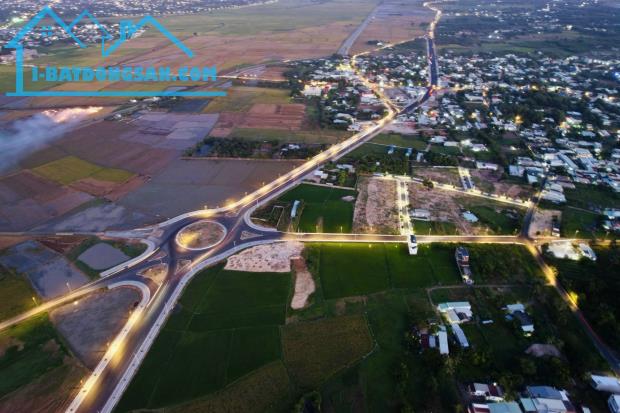 BÁC NÀO MUỐN MUA ĐẤT BÀ RỊA VŨNG TÀU NHẮN TIN EM NHÉ Ạ GIÁ BÁN 800 TRỆU/100 M2 NGAY QL 44B