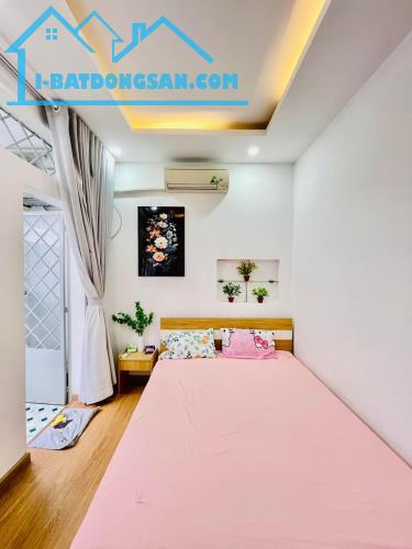 Vỡ nợ bán gấp nhà Đường số 25, Tân Phong, Quận 7. Giá 3,88 tỷ/56m2, sang tên ngay