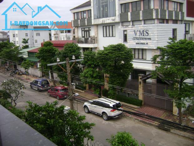 Đất, biệt thự,văn phòng, P. trưng bày,kho 300m2  đến 744m2   Cách Q.Gò Vấp 300m, đã có sổ, - 3