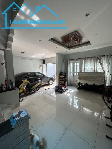 Nhà Hiếm !! Mặt tiền nhà 8m,HXH đường Lê Văn Sỹ,Quận 3,chỉ 14,5 tỷ - 4