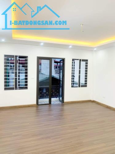 Bán nhà Trần Đại Nghĩa 43m - 3 gác vào nhà - trung tâm Hai Bà Trưng - gần đại học - 4 tỷ