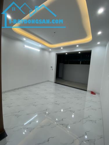 Bán Nhà Hữu Hưng Đại Mỗ 40m²*4,5Tầng. Ngõ trước nhà 2.5m, Ngõ nông gần nhiều tiện ích - 2