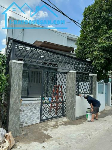 Bán Nhà Gác Lửng gần Trường Lạc Hồng Cơ Sở 5 sát Bờ Kè Bửu Long vài bước chân