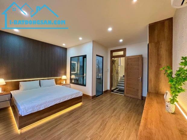 NHÀ MT PHAN SÀO NAM-CA VĂN THỈNH, P11, TB. (4,4*18M) – TRỆT 2 LẦU ST. GIÁ 12,5 TỶ TL