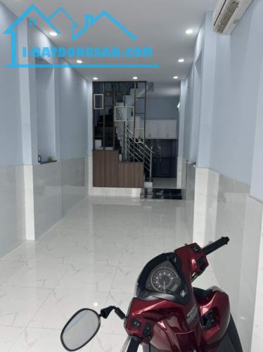 Chủ cần tiền bán gấp nhà mới mặt tiền 3 tầng đường số 4, Bình Hưng Hòa A, nhỉnh 4 tỷ - 1