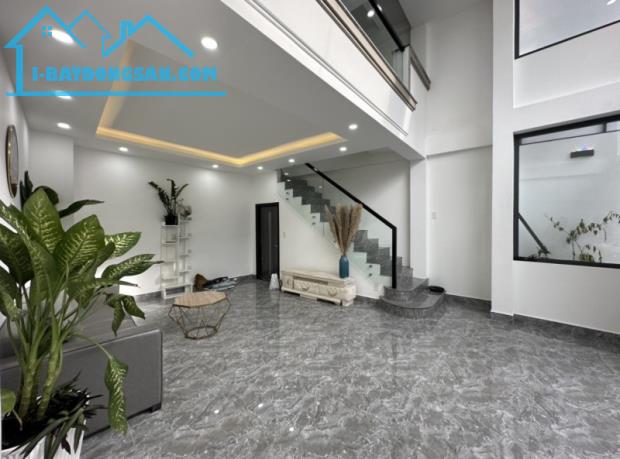 🏠🏠 Bán Nhà Đường Huỳnh Tấn Phát Bình Thuận Quận 7 DT 50m2 GIÁ 8.6 Tỷ 🏠🏠