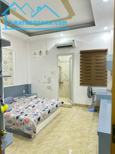 Bán gấp NHÀ 4 TẦNG đẹp như Tranh Khu VIP Nguyễn Ảnh Thủ giá rẻ 5.69 tỷ - 1